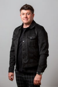 Gary	Hutchinson